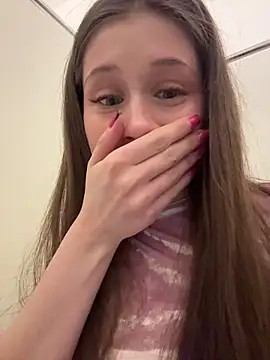 Snapshot of melicious_ chatting on 04/29/26, 06:50 melicious online show from 04/29/26, 06:50