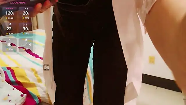 Iris-baby online show from 04/14/26, 12:16