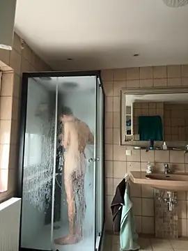 xy monkeyBigCock online show from 09/27/25, 09:25