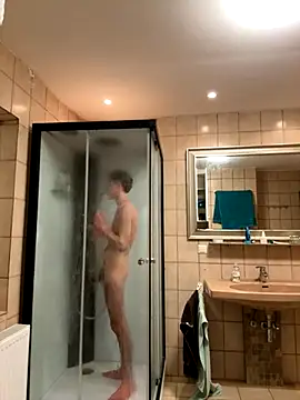 xy monkeyBigCock online show from 10/04/25, 11:25