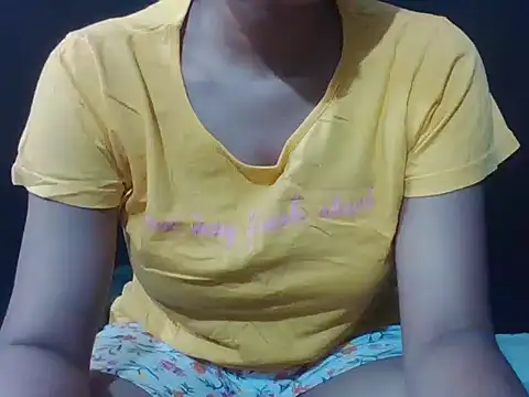 Snapshot of sugandha_bhabhi chatting on 09/11/25, 05:24 sugandha bhabhi online show from 09/11/25, 05:24