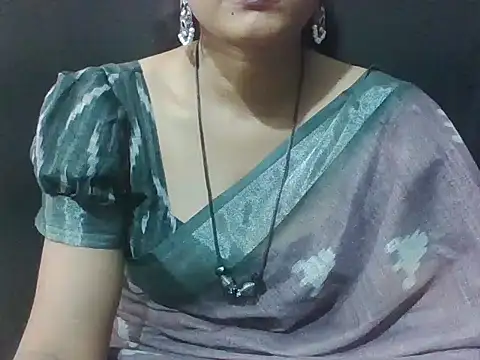 Snapshot of sugandha_bhabhi chatting on 04/01/26, 04:59 sugandha bhabhi online show from 04/01/26, 04:59