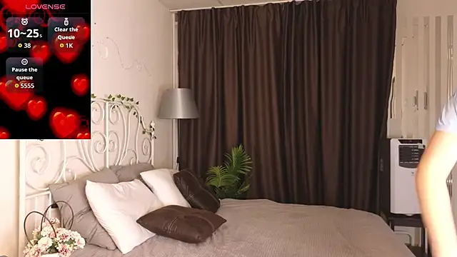 meow mellie online show from 09/23/25, 03:42