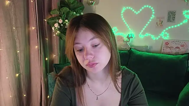 meow mellie online show from 10/03/25, 02:08