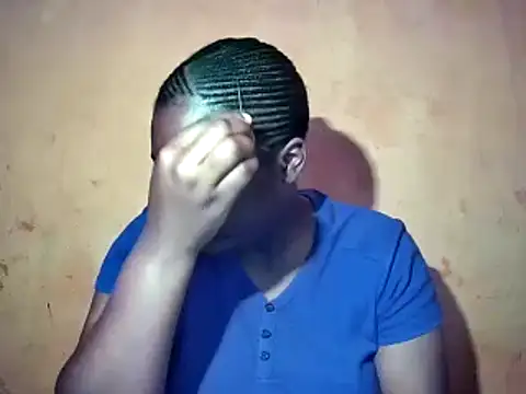 Snapshot of sexyhips2001 chatting on 10/05/25, 10:07 sexyhips2001 online show from 10/05/25, 10:07