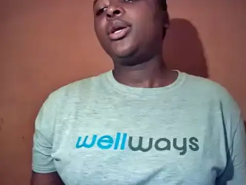 sexyhips2001 online show from 11/18/25, 06:56