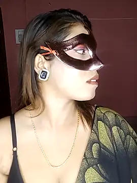 Snapshot of Exotic_couple_38 chatting on 02/18/26, 06:59 Exotic couple 38 online show from 02/18/26, 06:59