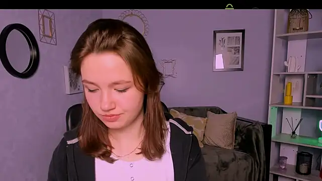 helli belli online show from 03/15/25, 02:56