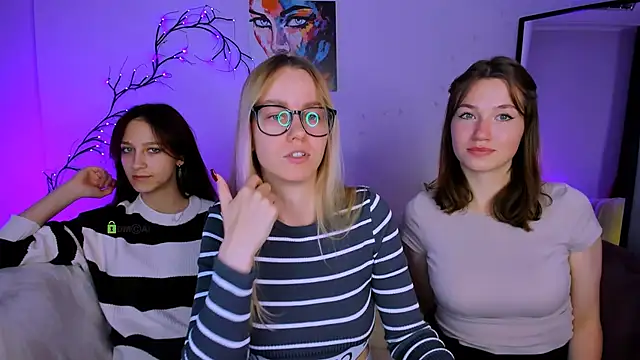 helli belli online show from 09/30/25, 07:41