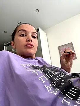 Beverly Hilll online show from 09/14/25, 02:05