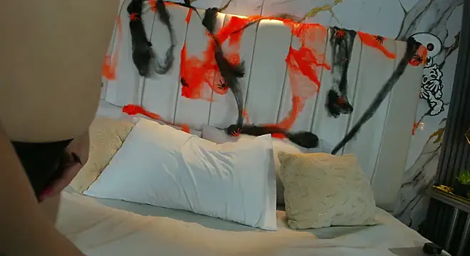 MeganFoxterr online show from 10/24/25, 06:04