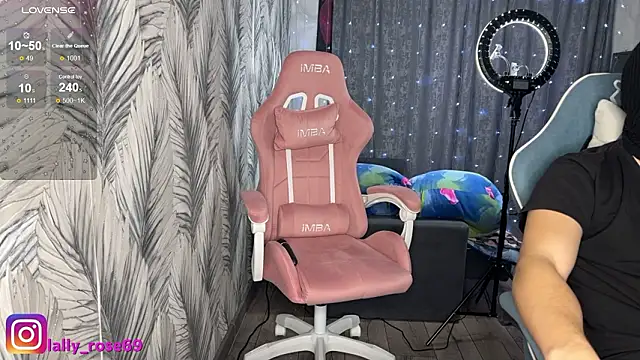 Snapshot of LallyRose69 chatting on 02/01/26, 09:19 LallyRose69 online show from 02/01/26, 09:19