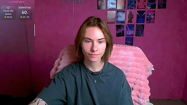 Fiona Night online show from 11/23/25, 06:35