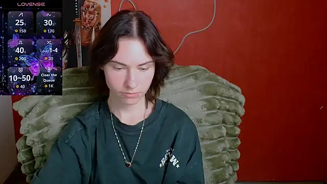 Snapshot of Fiona_Night chatting on 05/18/26, 11:38 Fiona Night online show from 05/18/26, 11:38