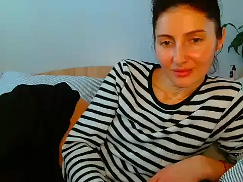 Irina9793 online show from 03/04/26, 10:21