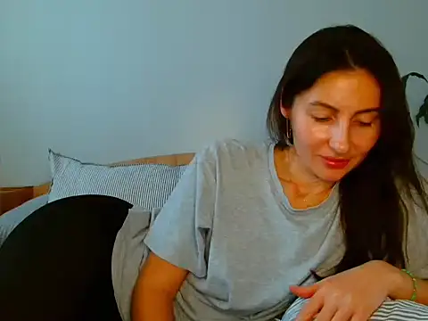 Snapshot of Irina9793 chatting on 03/30/26, 09:43 Irina9793 online show from 03/30/26, 09:43