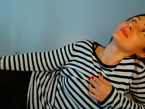 Snapshot of Irina9793 chatting on 04/14/26, 08:53 Irina9793 online show from 04/14/26, 08:53