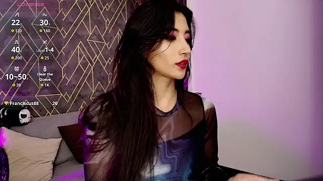 Snapshot of Tahara_Romanov chatting on 12/19/25, 03:52 Tahara Romanov online show from 12/19/25, 03:52