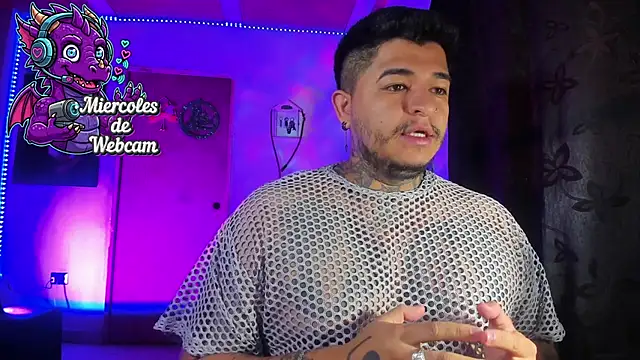 Snapshot of Strip_Classes_Col chatting on 11/26/25, 03:02 Strip Classes Col online show from 11/26/25, 03:02