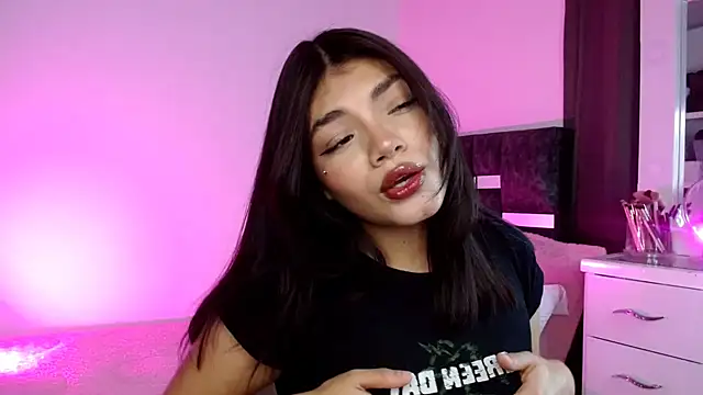  Camilaaa  online show from 12/14/25, 04:40