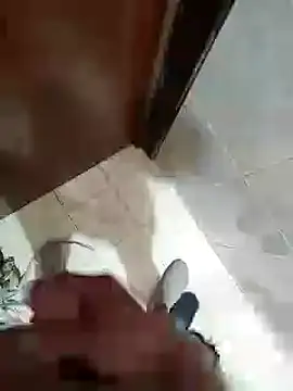 Snapshot of enoc369 chatting on 11/11/25, 03:39 enoc369 online show from 11/11/25, 03:39