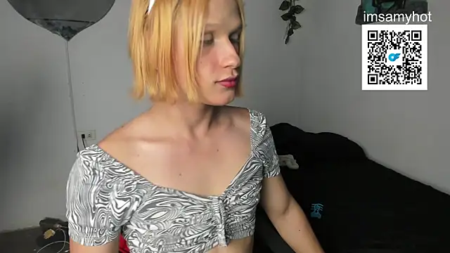 Snapshot of G_obedient_boy chatting on 10/30/25, 07:03 G obedient boy online show from 10/30/25, 07:03