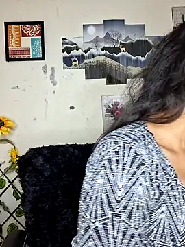 Snapshot of Noor-Bold chatting on 02/19/26, 01:56 Noor-Bold online show from 02/19/26, 01:56