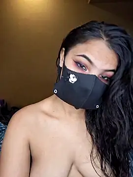 Snapshot of Noor-Bold chatting on 03/27/26, 03:12 Noor-Bold online show from 03/27/26, 03:12
