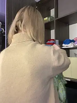 amorearte m online show from 03/12/25, 03:57