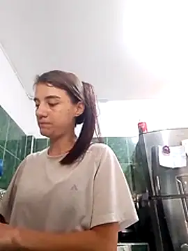 Snapshot of ArianaaGrace chatting on 11/22/25, 03:00 ArianaaGrace online show from 11/22/25, 03:00