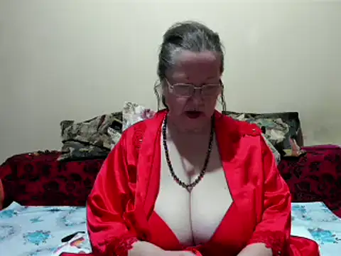 Snapshot of SingleMILF chatting on 03/10/25, 09:53 SingleMILF online show from 03/10/25, 09:53