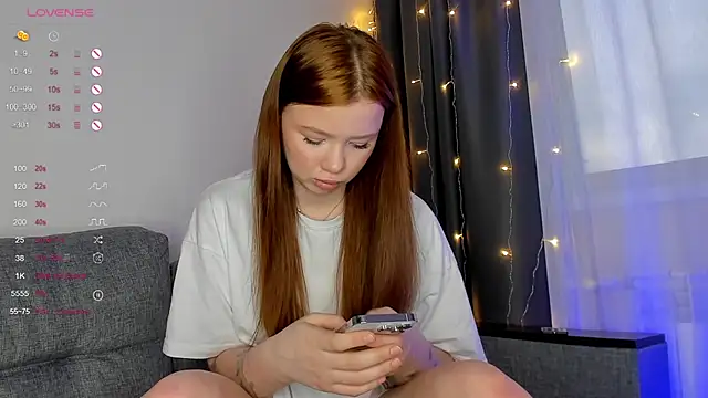 dinky  emily online show from 03/08/25, 03:56