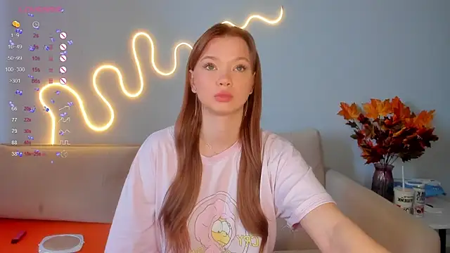 dinky  emily online show from 09/18/25, 08:27