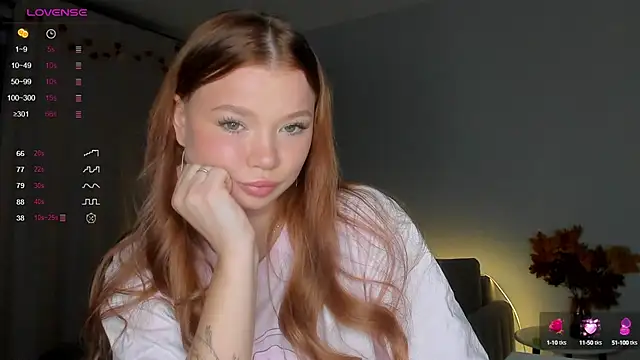 dinky  emily online show from 10/01/25, 02:45