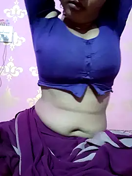 Snapshot of Beautiful_Puja chatting on 03/09/25, 12:31 Beautiful Puja online show from 03/09/25, 12:31