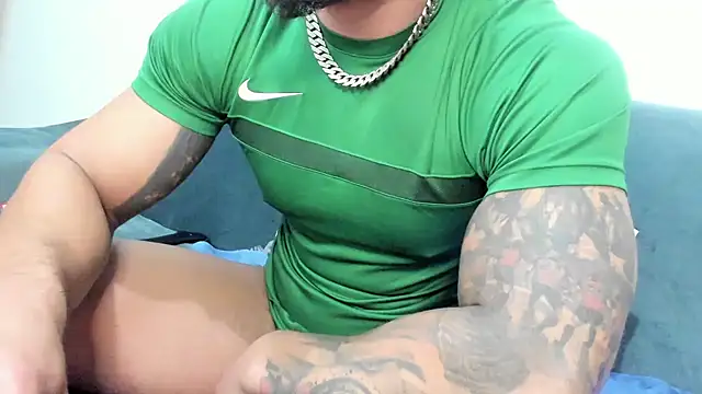 Snapshot of Tiberius_hunk chatting on 03/16/25, 09:49 Tiberius hunk online show from 03/16/25, 09:49