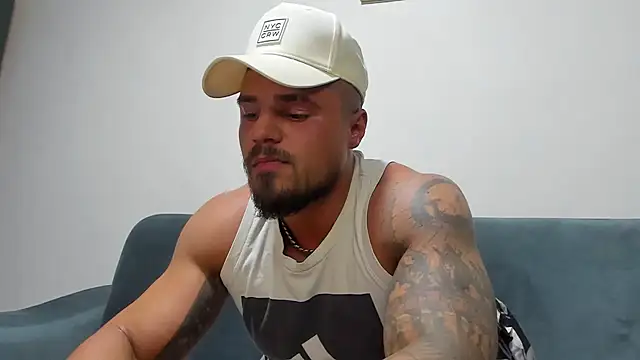 Snapshot of Tiberius_hunk chatting on 03/22/25, 07:09 Tiberius hunk online show from 03/22/25, 07:09