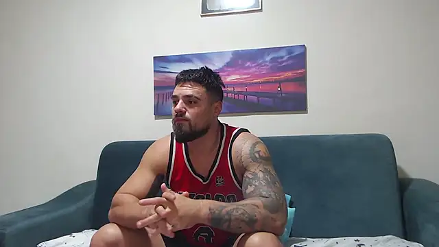 Snapshot of Tiberius_hunk chatting on 10/19/25, 07:53 Tiberius hunk online show from 10/19/25, 07:53