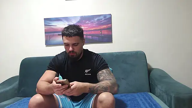 Snapshot of Tiberius_hunk chatting on 10/22/25, 08:47 Tiberius hunk online show from 10/22/25, 08:47