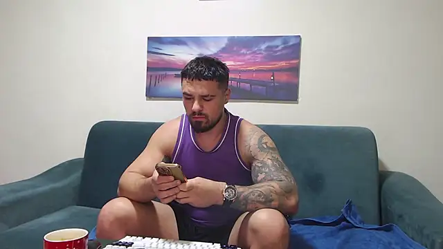 Snapshot of Tiberius_hunk chatting on 11/30/25, 10:19 Tiberius hunk online show from 11/30/25, 10:19