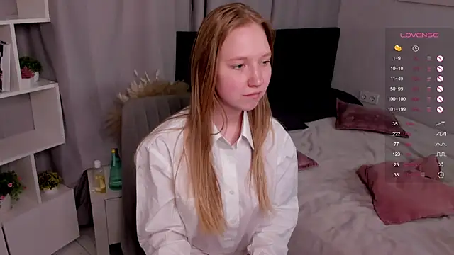 ChelseaBooton online show from 03/16/25, 06:12