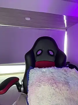 sofia 23x online show from 12/13/25, 08:14