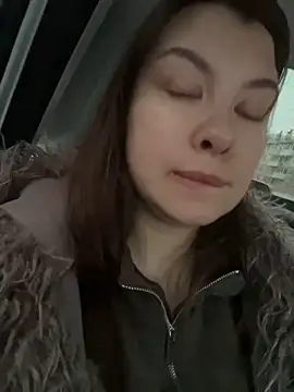 Snapshot of HannaJohnson chatting on 11/27/25, 05:42 HannaJohnson online show from 11/27/25, 05:42