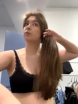 Snapshot of HannaJohnson chatting on 11/28/25, 06:16 HannaJohnson online show from 11/28/25, 06:16