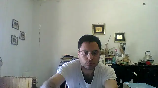 Snapshot of Do222A chatting on 05/02/26, 09:47 Do222A online show from 05/02/26, 09:47