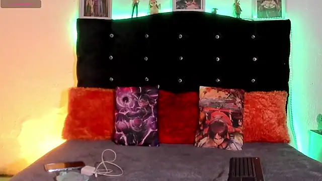 Snapshot of young_jung chatting on 09/29/25, 04:17 young jung online show from 09/29/25, 04:17