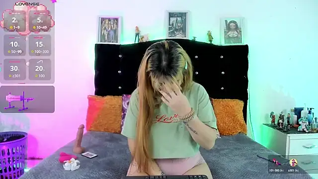 Snapshot of young_jung chatting on 10/04/25, 02:42 young jung online show from 10/04/25, 02:42