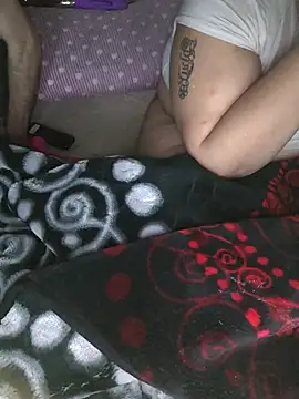 Snapshot of parejade225@xh chatting on 03/21/26, 09:29 parejade225xh online show from 03/21/26, 09:29