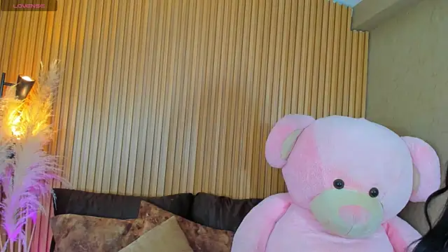 AlexiaAbbey online show from 04/13/26, 07:19