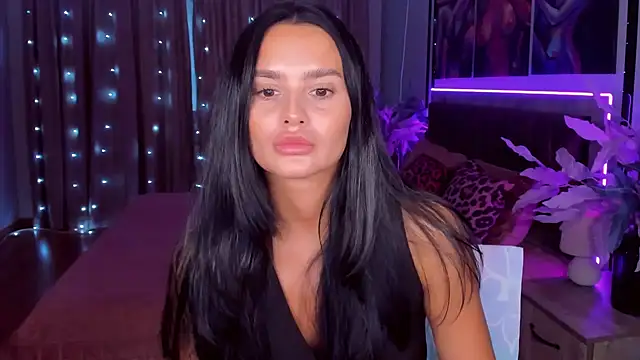 Snapshot of DanaSincere chatting on 03/14/25, 06:32 DanaSincere online show from 03/14/25, 06:32